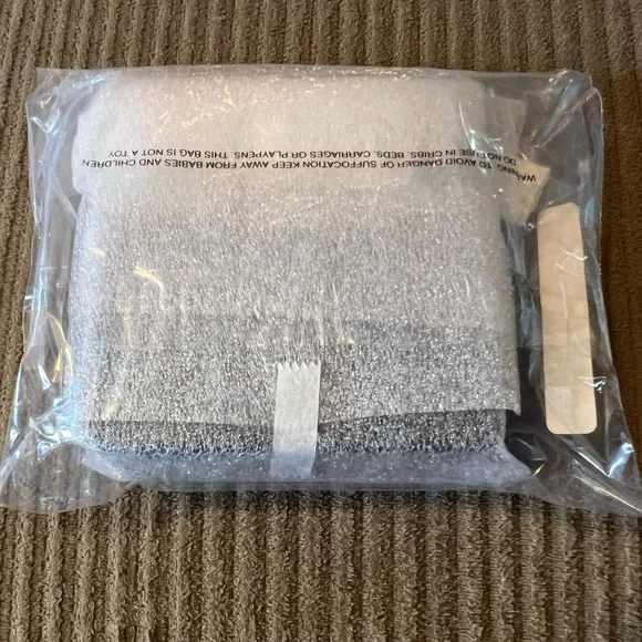 Coach Mini Wallet On A Chain With Leopard Print nwt in packaging - Picture 6 of 6